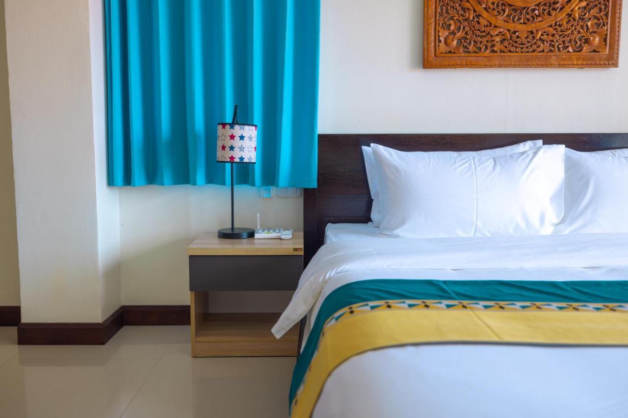 Phuket Kana International Hotel普吉岛卡娜国际酒店 Rawai المظهر الخارجي الصورة