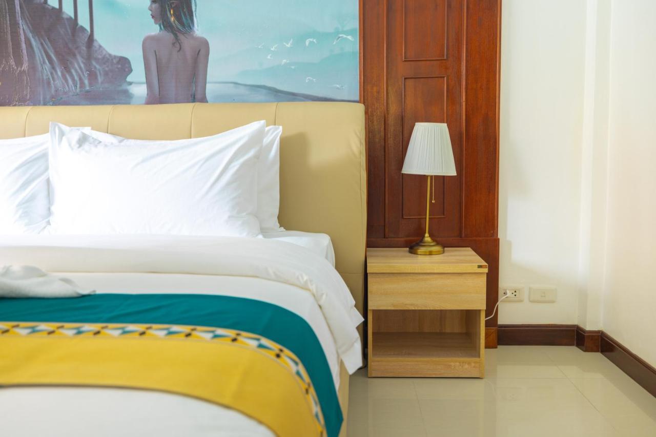 Phuket Kana International Hotel普吉岛卡娜国际酒店 Rawai المظهر الخارجي الصورة