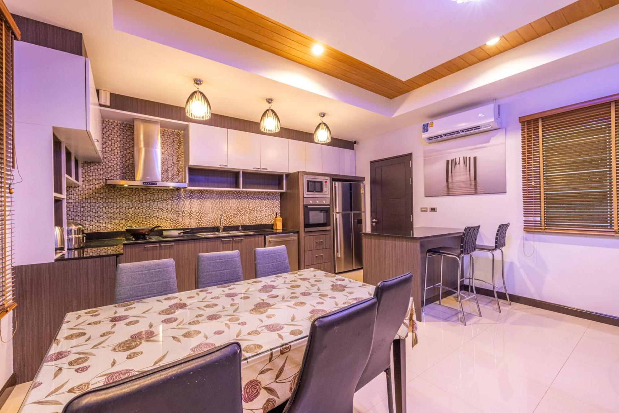 Phuket Kana International Hotel普吉岛卡娜国际酒店 Rawai المظهر الخارجي الصورة